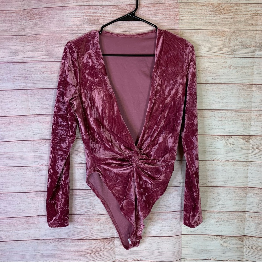 Crush Velvet‎ Pink Long Sleeves Bodysuit Medium